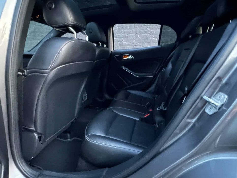 Mercedes-Benz GLA 250 4MATIC      2018