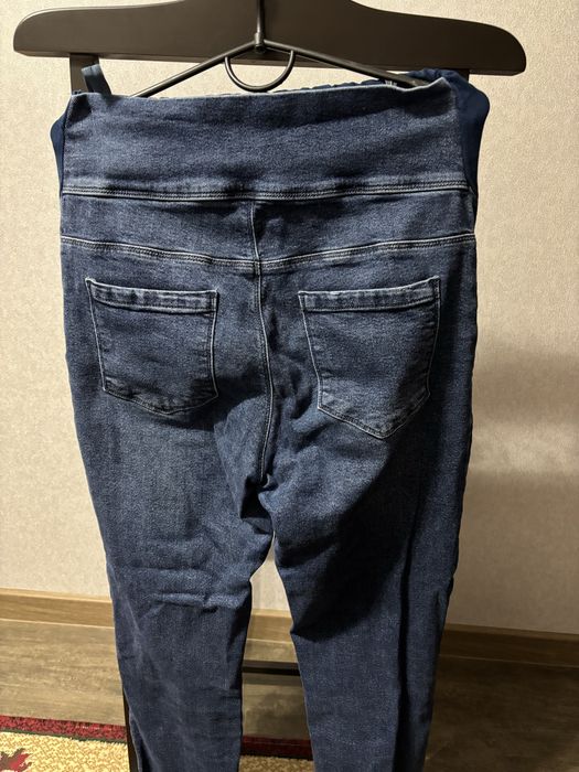 Джинси для вагітних