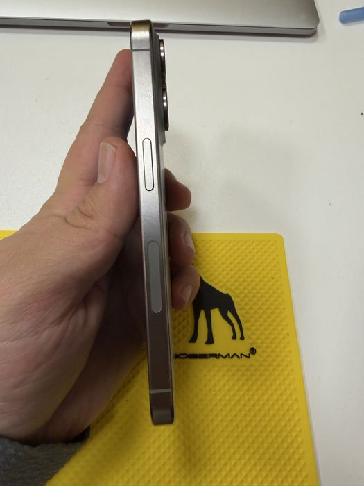 Iphone 15 pro 128 gb natural titanium