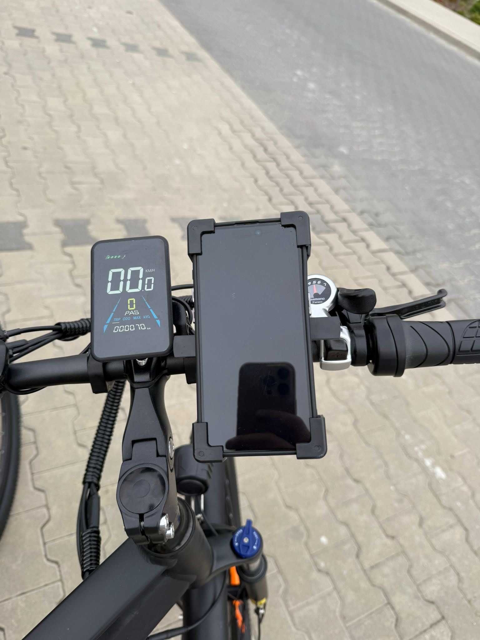 Wynajem/Аренда roweru elektrycznego PASEBIKE C29 – Warszawa Bemowo