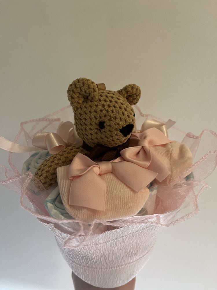 Bukiet z pampersów tort prezent babyshower