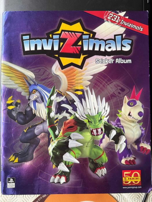 Invizimals - Sticker Album - com 156 figuras
