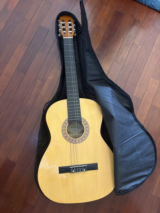 Guitarra classica Starfire