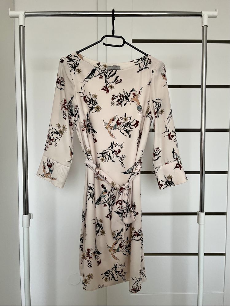 Letnia sukienka midi we wzory H&M