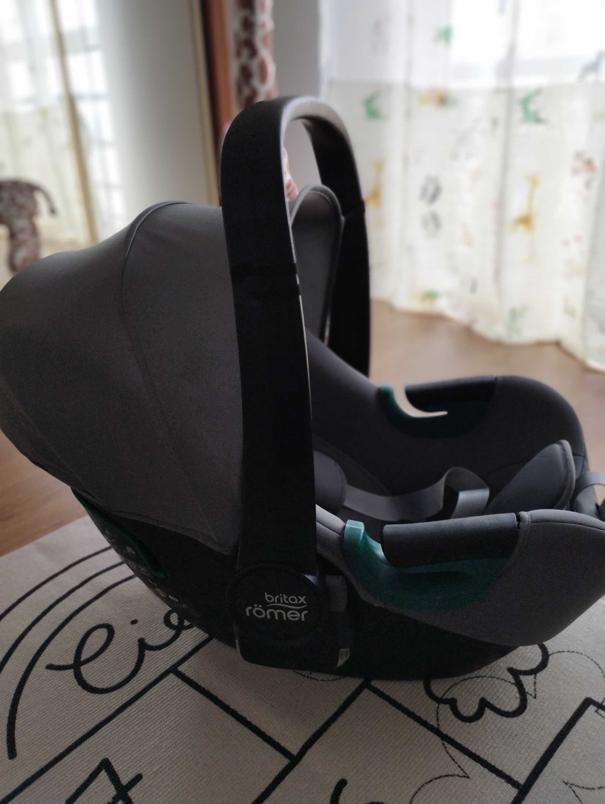 Cadeira auto baby-safe 3 i-size Britax Romer