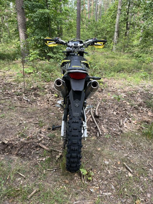 Swm rs300 r 2020rok 4tys km przebiegu
