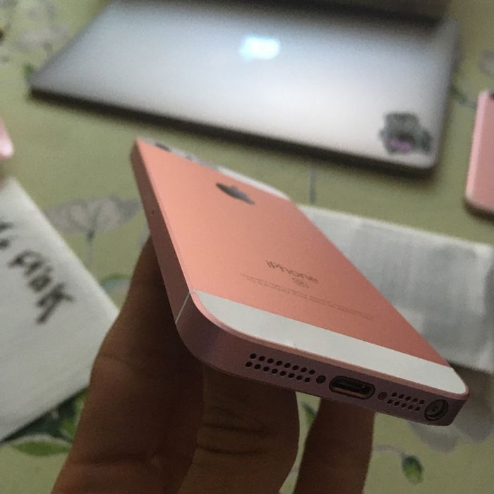iPhone SE pink 16gb R-sim ідеал