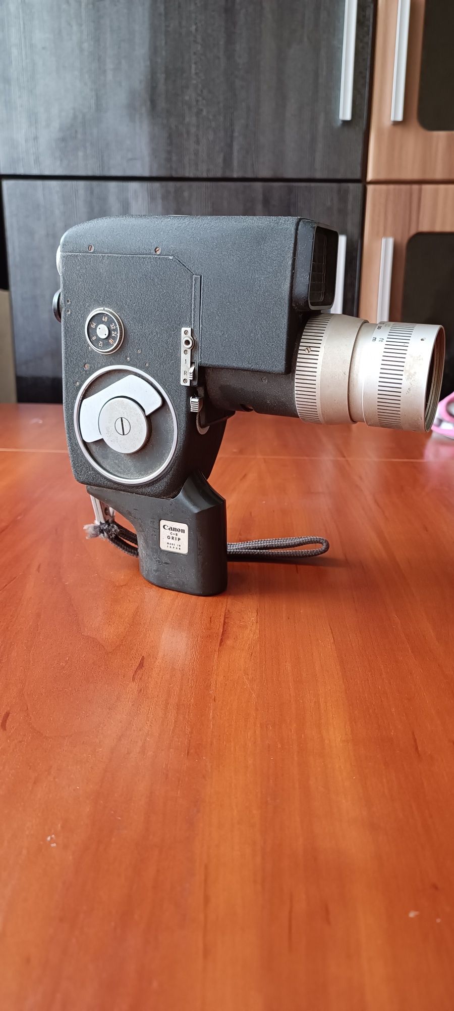 Canon Reflex Zoom 8-3 - Камера