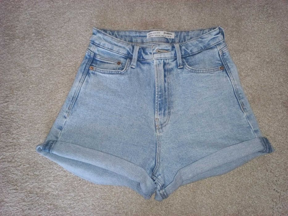 Calções Stradivaruis n 34