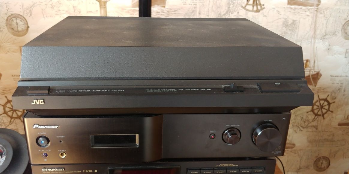 Gramofon JVC  plus wzmacniacz PIONEER