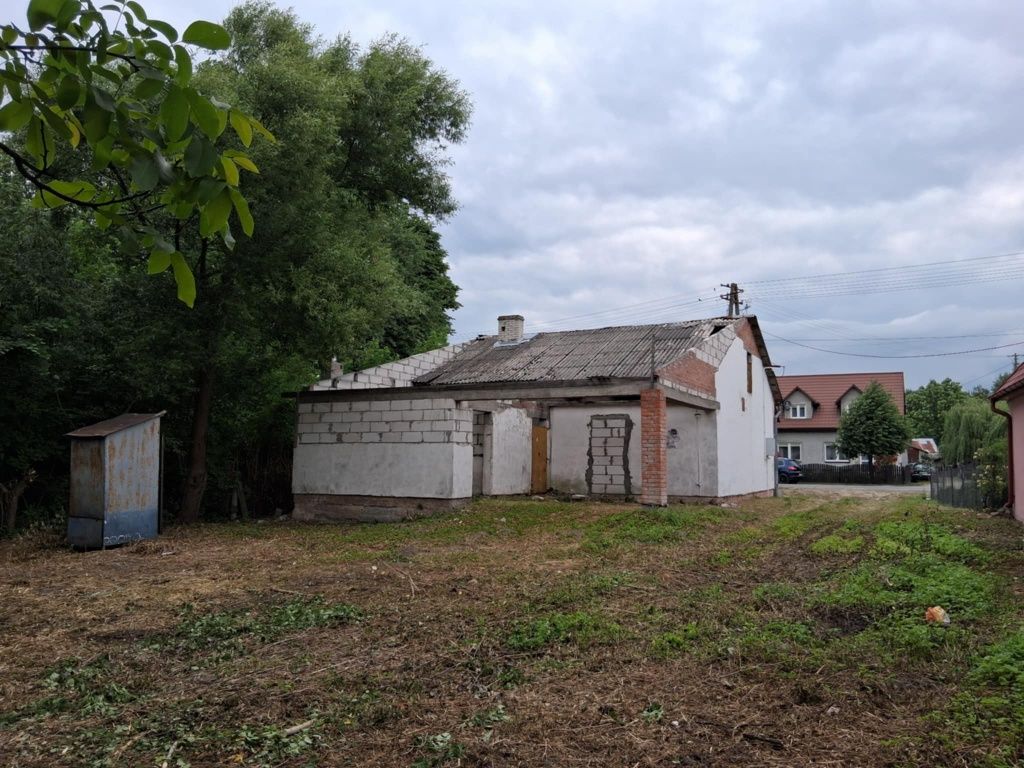Działka z budynkiem usługowo  mieszkalnym