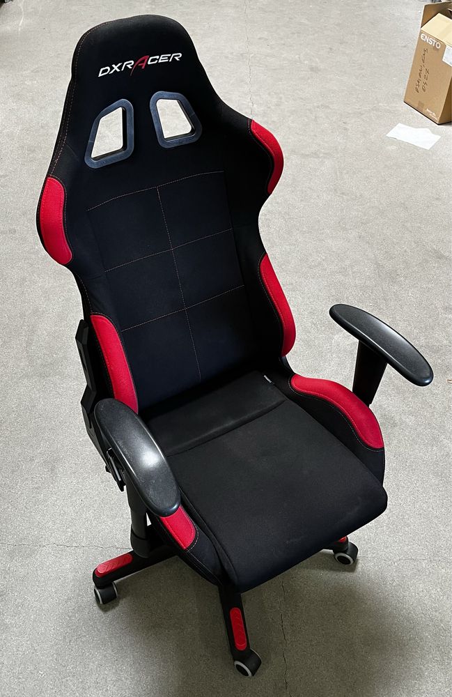 Fotel gamingowy DXRACER FORMULA