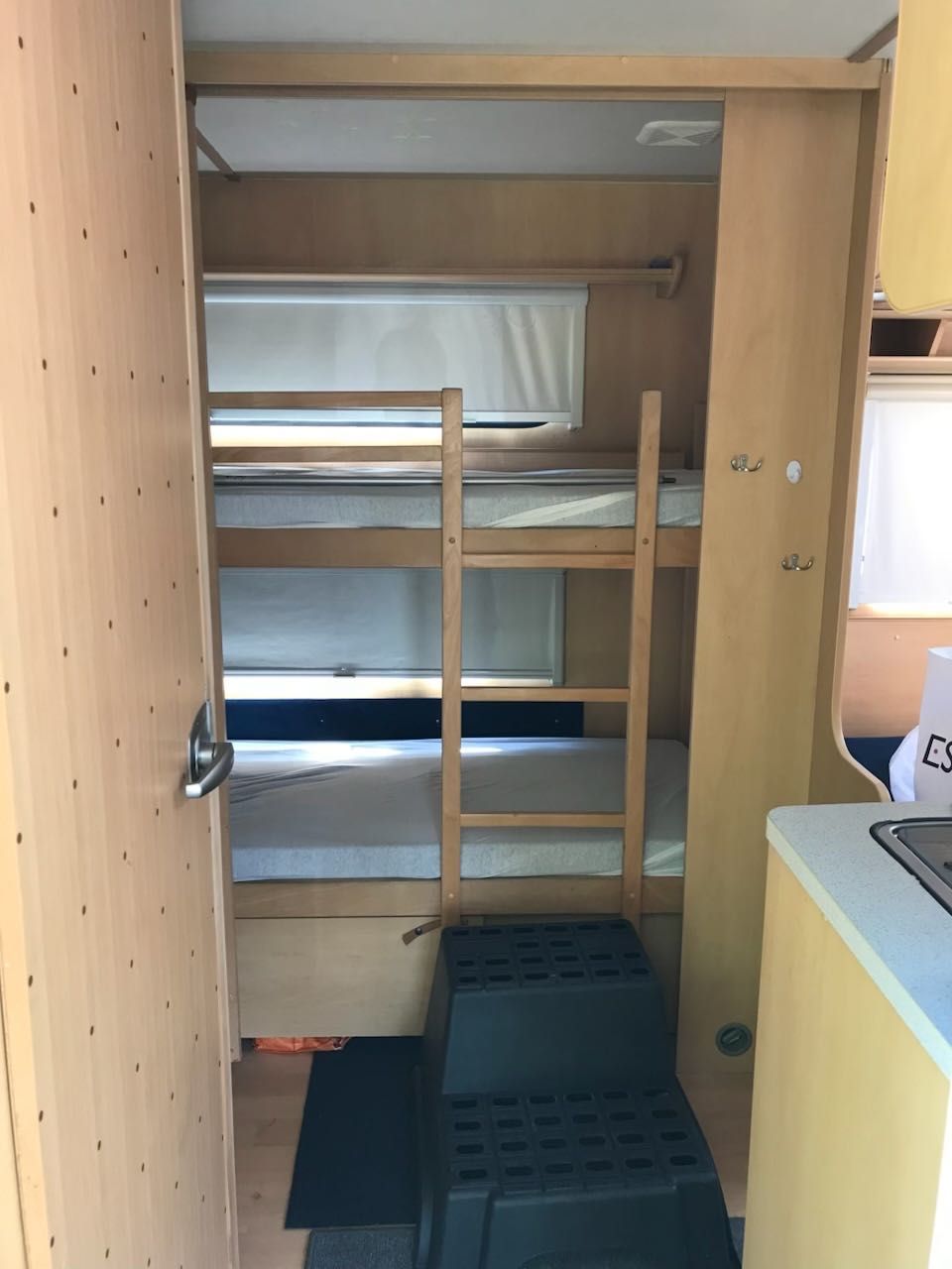 Dethleffs 550MK- łózka piętrowe, klima, mover