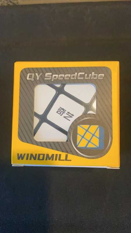 Cubo Mágico especial - SpeedCube
Cubo WinDmill