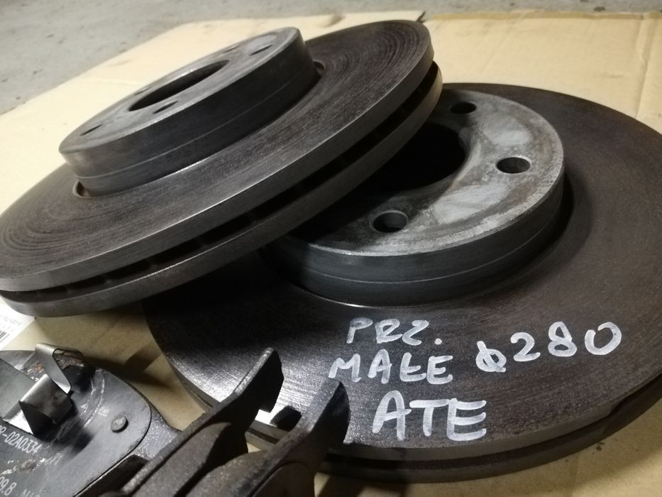 Tarcze klocki hamulcowe przód przednie Focus mk2 i C-max małe 278mm