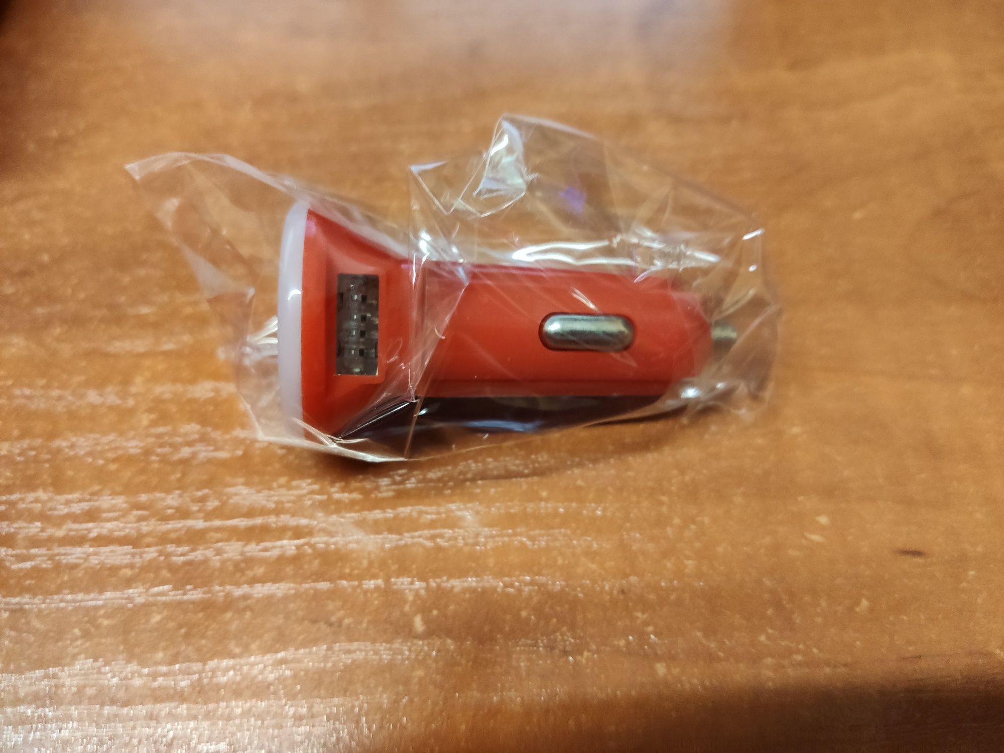 Ładowarka samochodowa USB Coca Cola