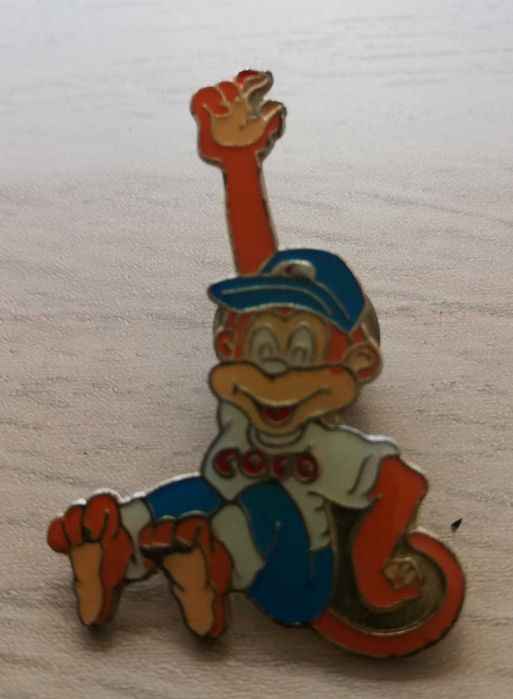 Pin's clássicos e raros