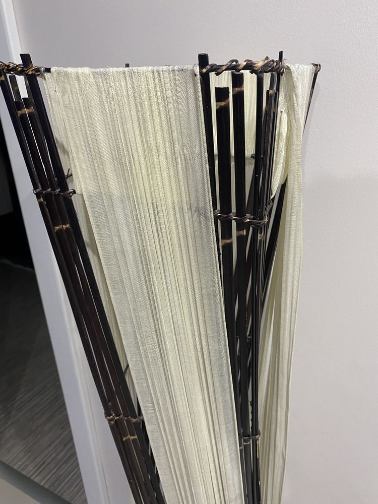 Lampa podlogowa 150 cm