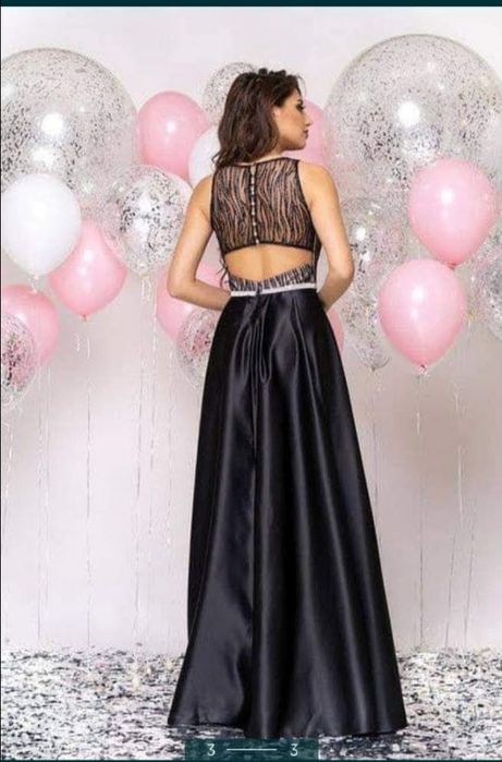 Продам шикарное нарядное платье.