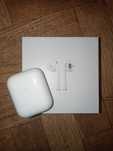 Бездротові навушники AirPods