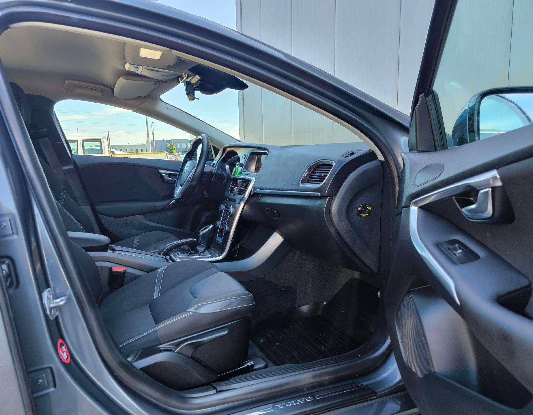 Volvo V40 2014 1.6