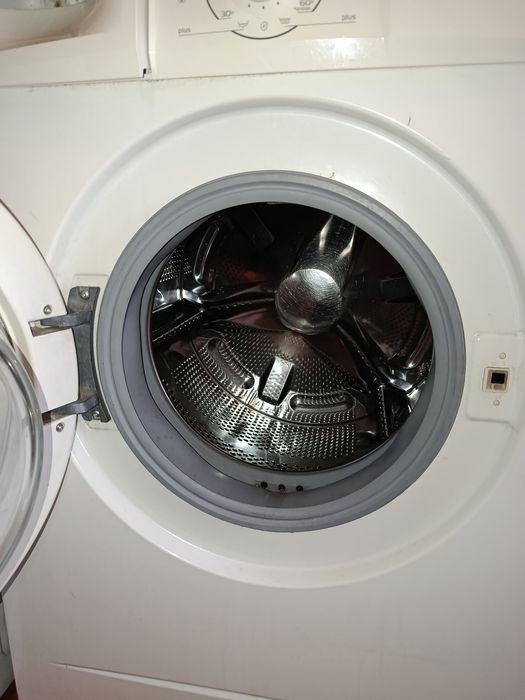 Máquina de lavar roupa Balay de 5 kg