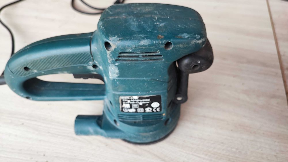 Шліфмашина ексцентрикова Blaucraft BES-420E