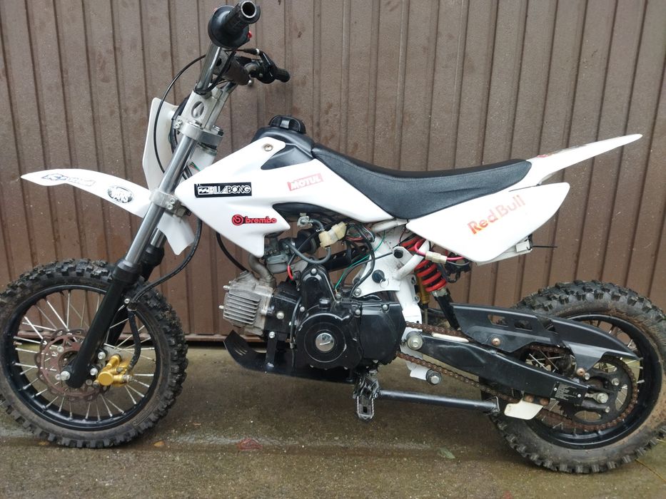 Cross KXD 125cm3, 4T, automat, rozrusznik elektryczny.