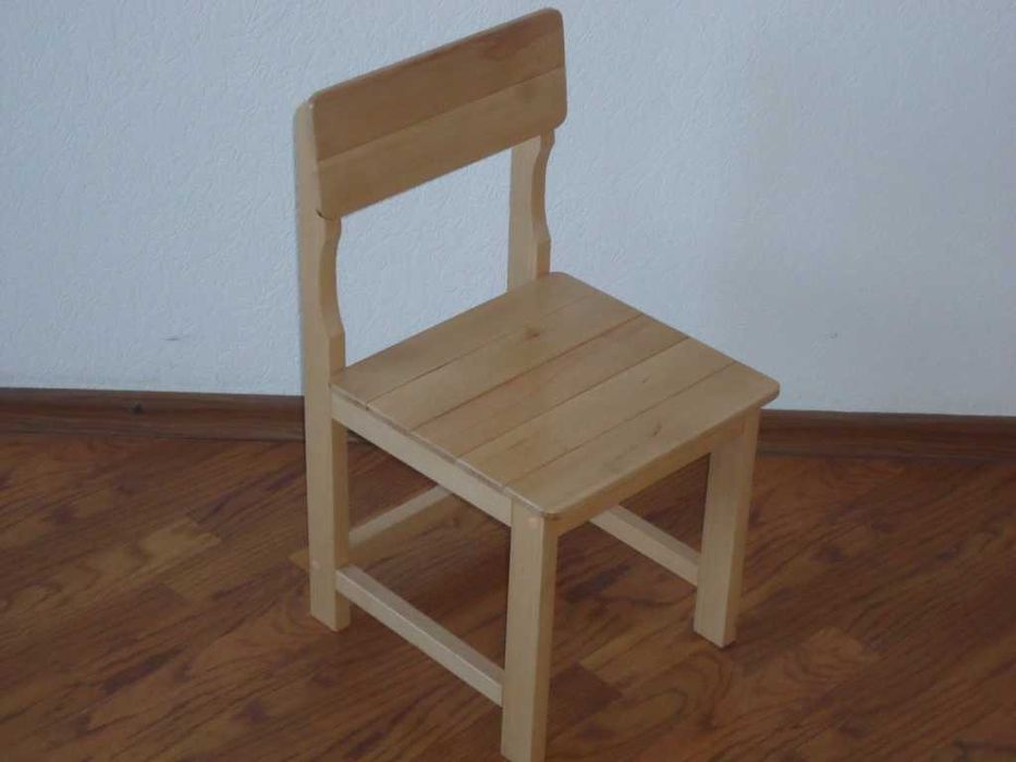 Стілець дитячий дерев'яний