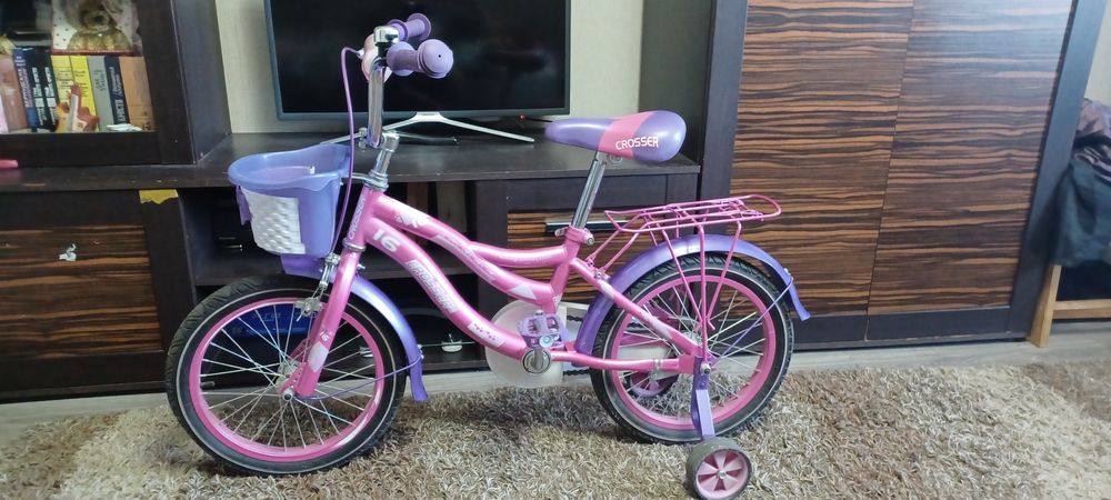 Детский велосипед для девочки.
