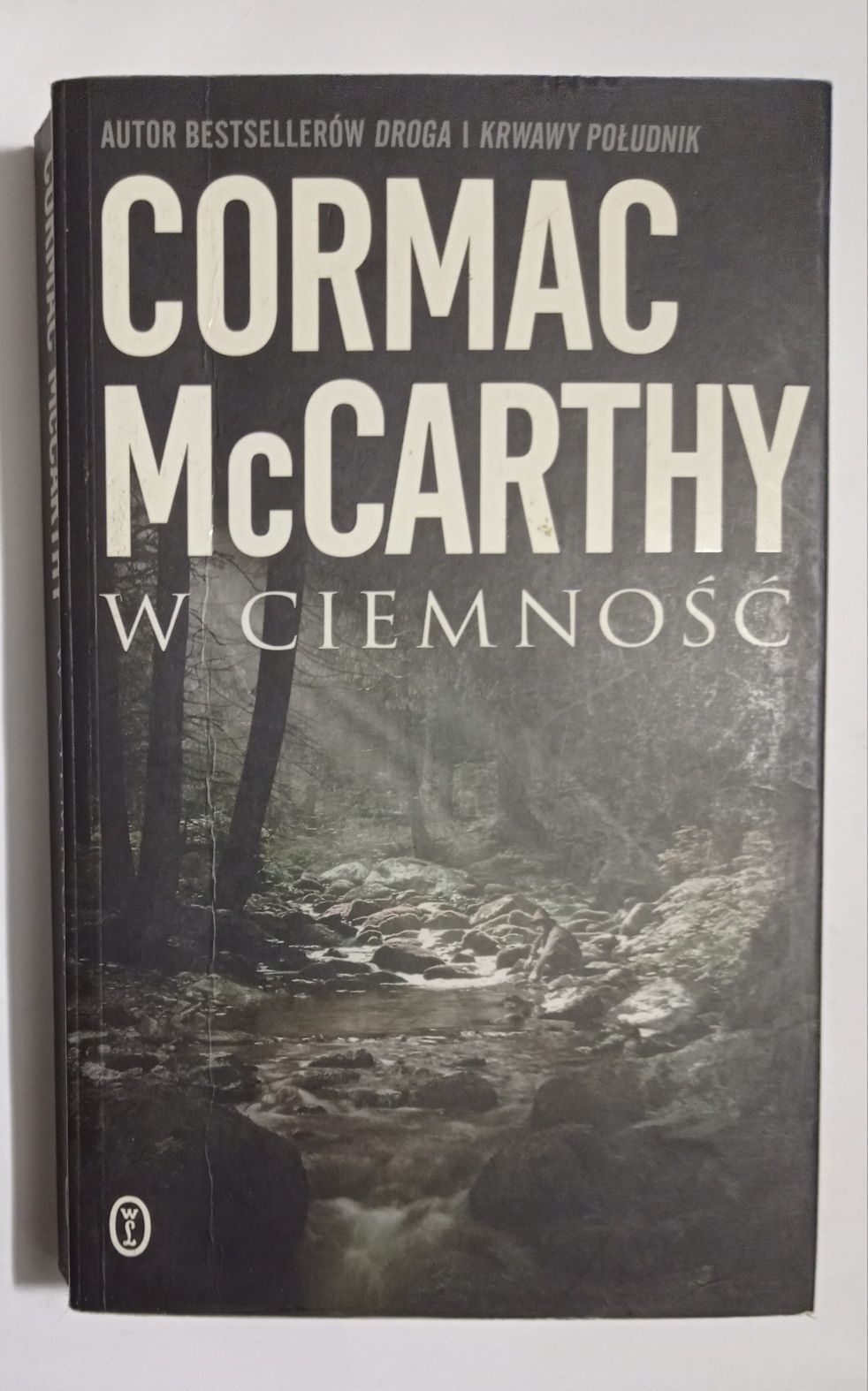 W ciemności Cormac mccarthy