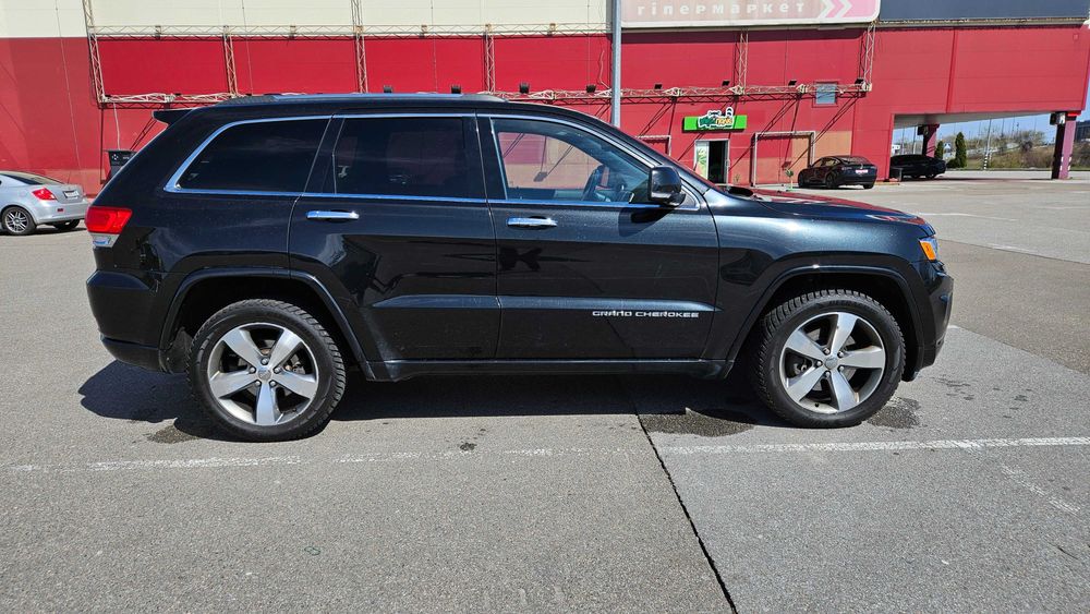 ПРОДАМ Jeep Grand Cherokee 5.7 HEMI на пневмі 2014