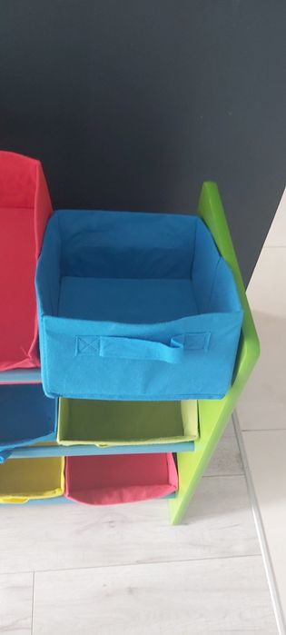Regał Livarno do pokoju dziecięcego