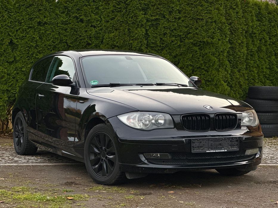 BMW Seria 1 E81 Super stan, alufelgi, czarna