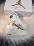 Buty JordanAirJordan4Retro Metallic Gold sportowe rozmiar.42