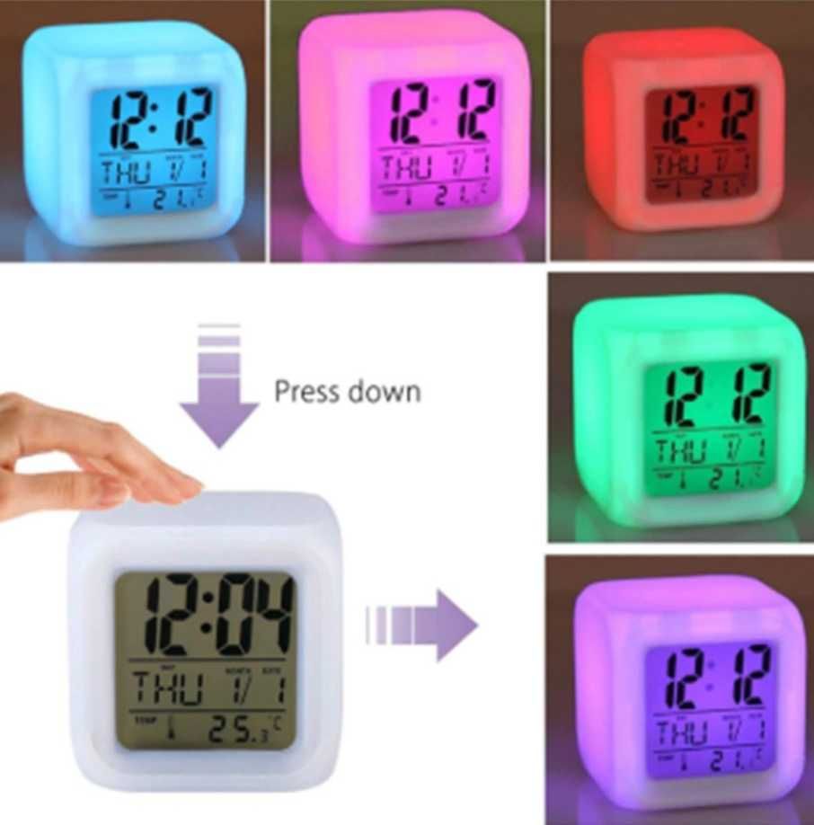 Cyfrowy budzik Alarm LED Temperatura Data SENIOR duże cyfry RGB