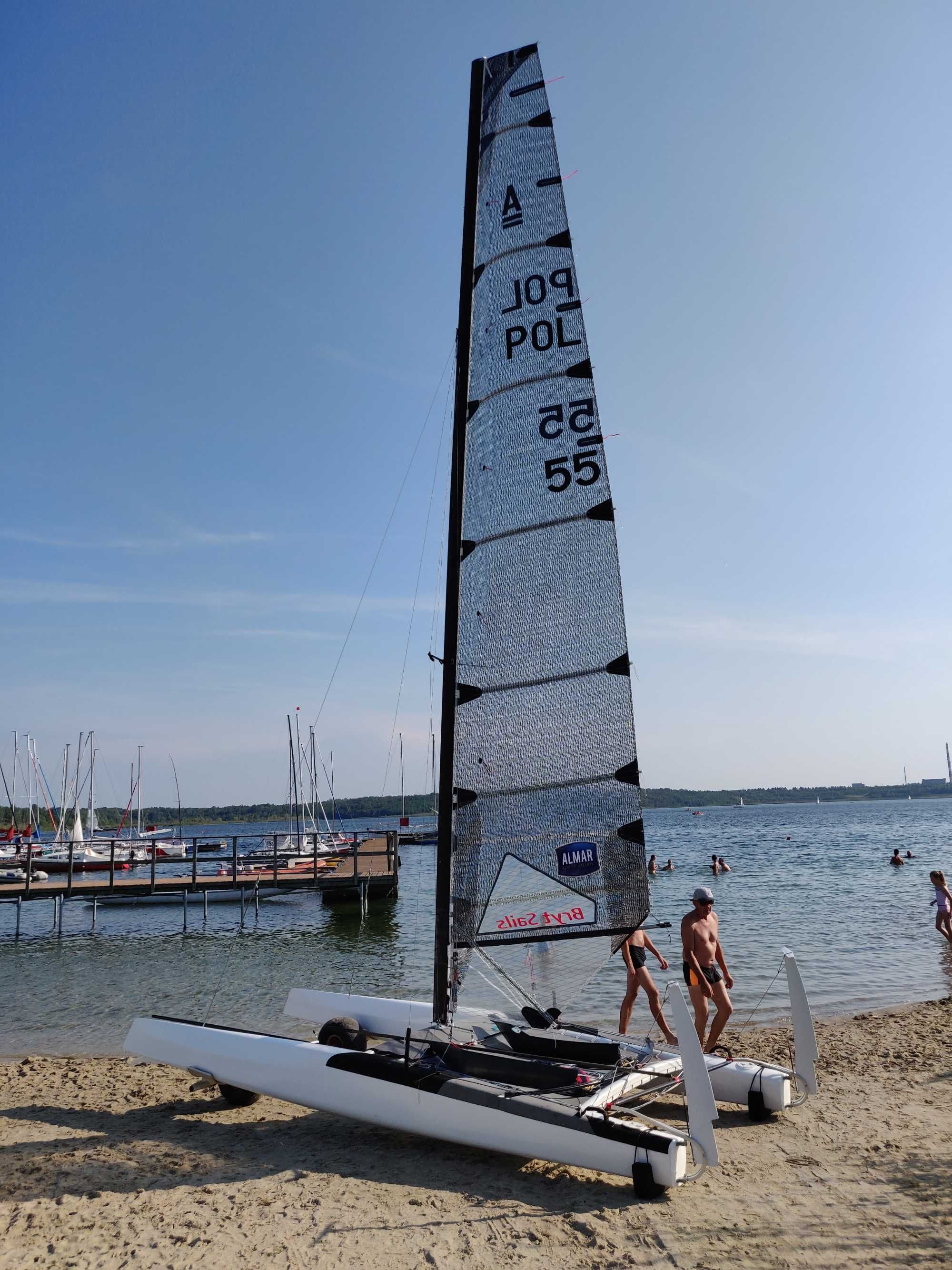 katamaran aCat Exploder catamaran foil