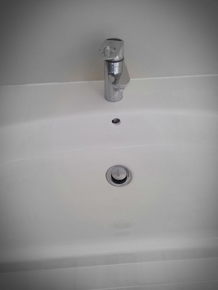 Umywalka łazienkowa 80cm w stanie idealnym