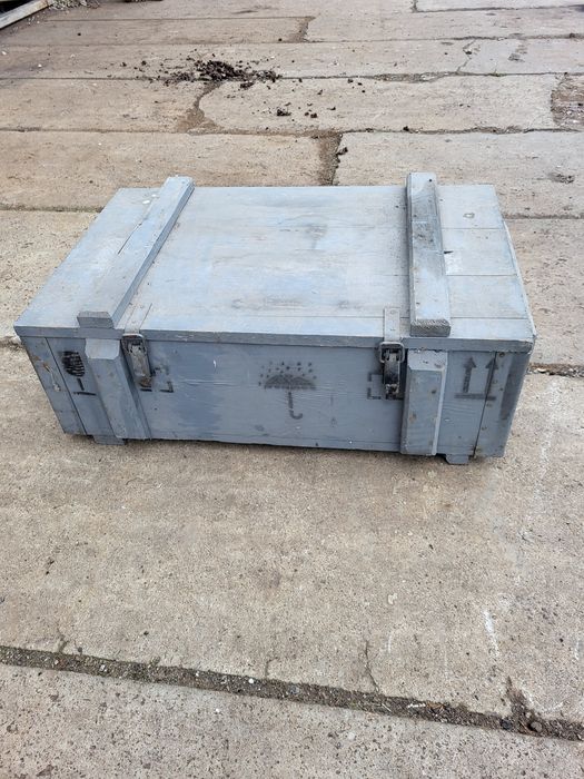 Skrzynia wojskowa loftowa