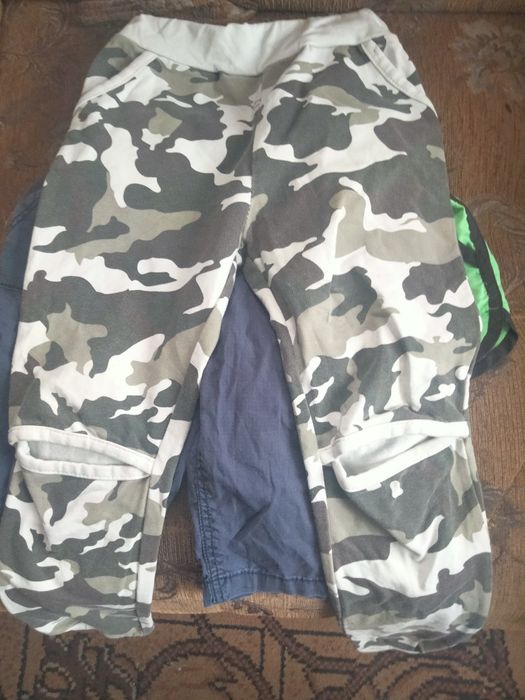 Шорти і штани на хлопчика