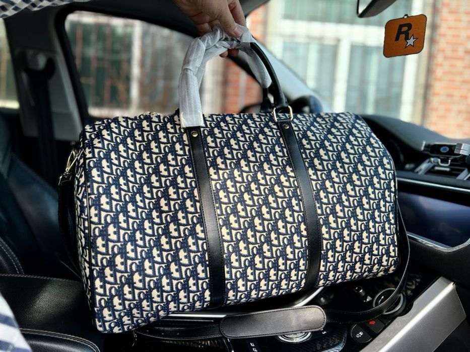 DOIR сумка мужская спортивная дорожная унисекс серая louis vuitton