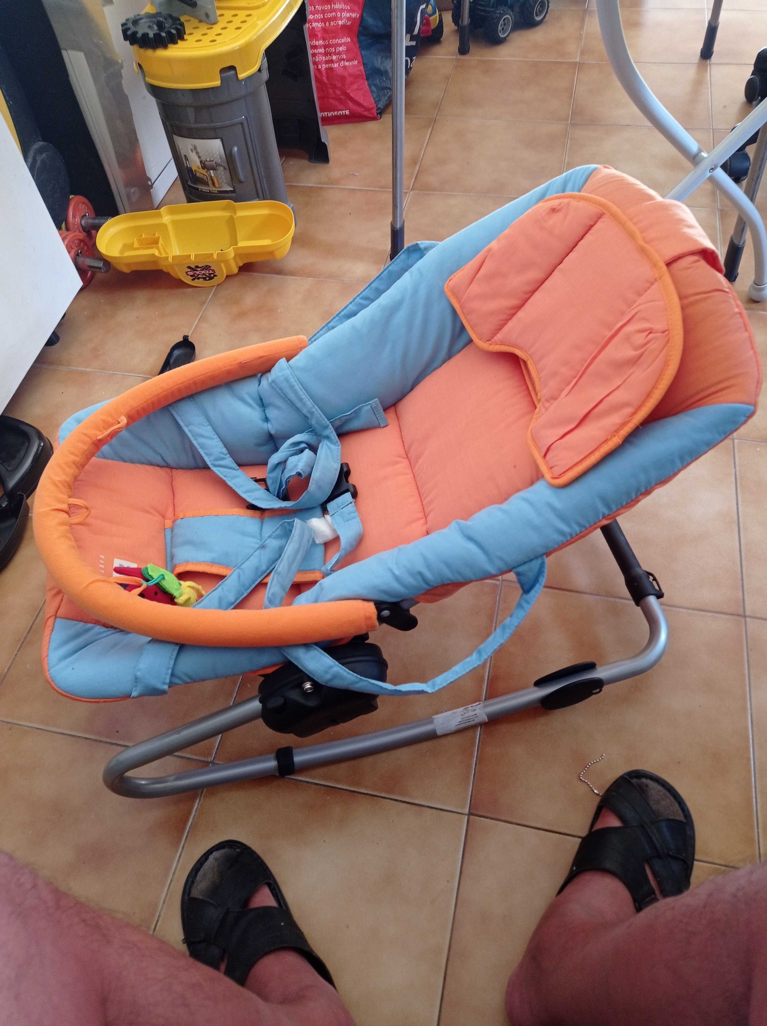 Cadeirinha de balanço bebé como nova