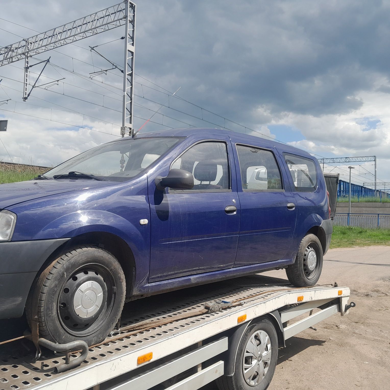 Dacia Logan 1.4 mpi na części kolor dv61h