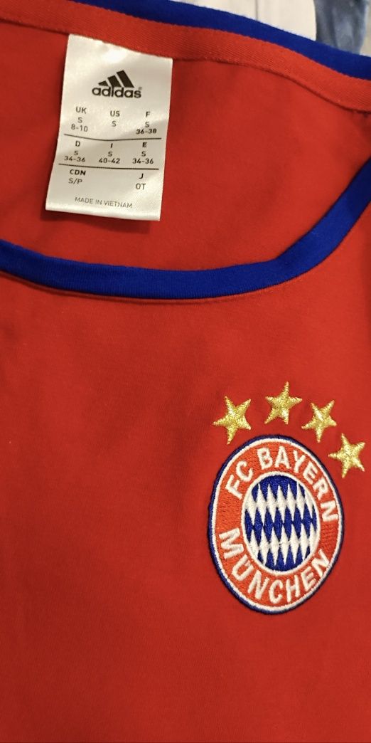 Adidas S 36 FC Bayern München czerwona t-shirt koszulka vintage biust