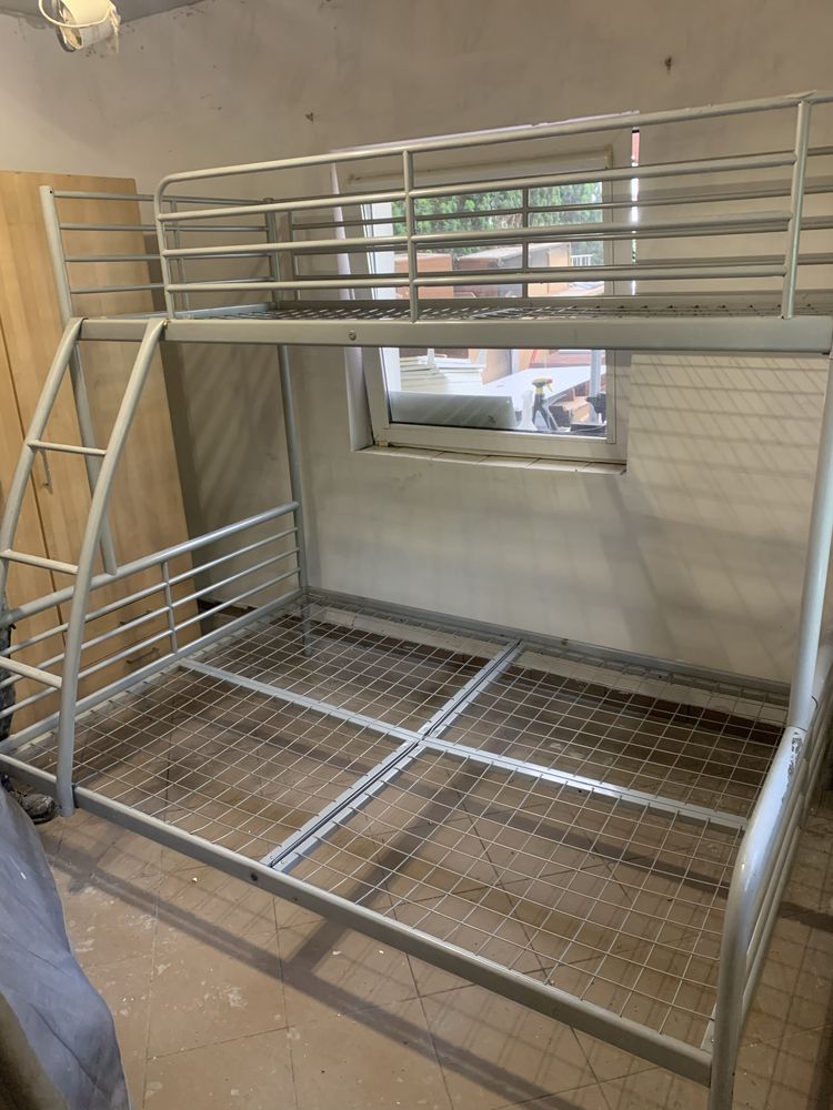 Łóżko piętrowe Ikea metalowe 2 i 3 osób.Pruszków