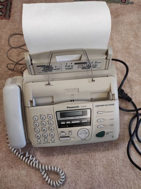 Телефон- факс- автоответчик.Panasonik kx- fp158