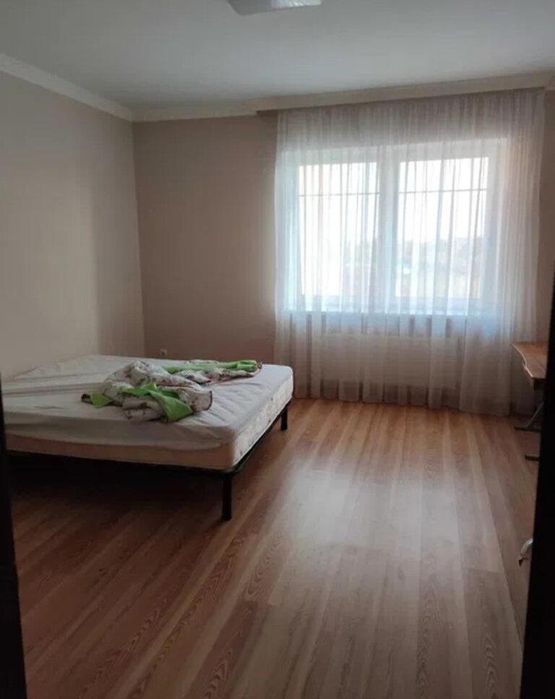 Простора 2-кімнатна квартира з ГАЗОВИМ ОПАЛЕННЯМ !!!