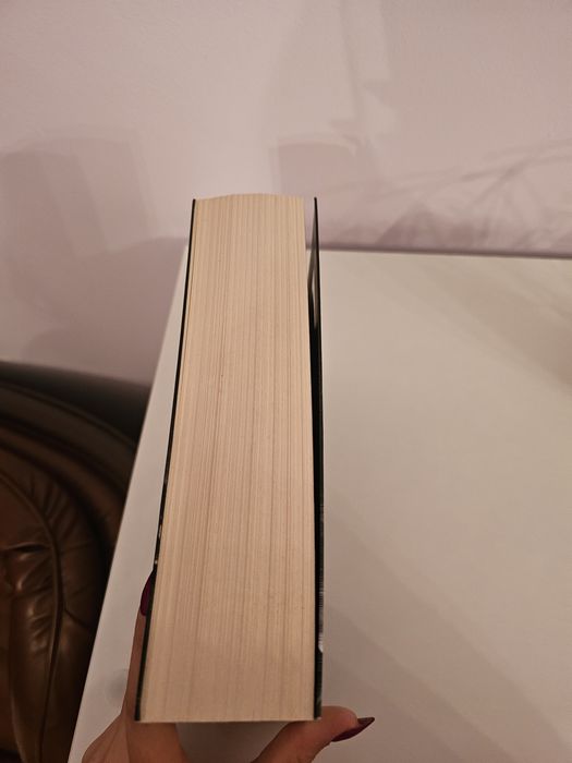 Livro Babel de R. F. Kuang