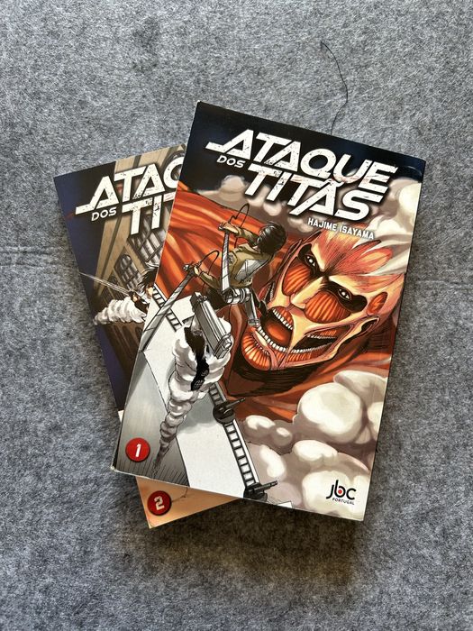 Livro Ataque dos Titans em Português, volume 1