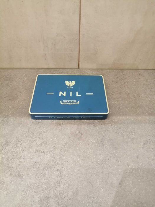 Blaszane pudełko po cygaretkach NIL Austria